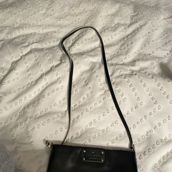 Kate Spade ♠️ black patent leather like material small crossbody - Picture 5 of 5
